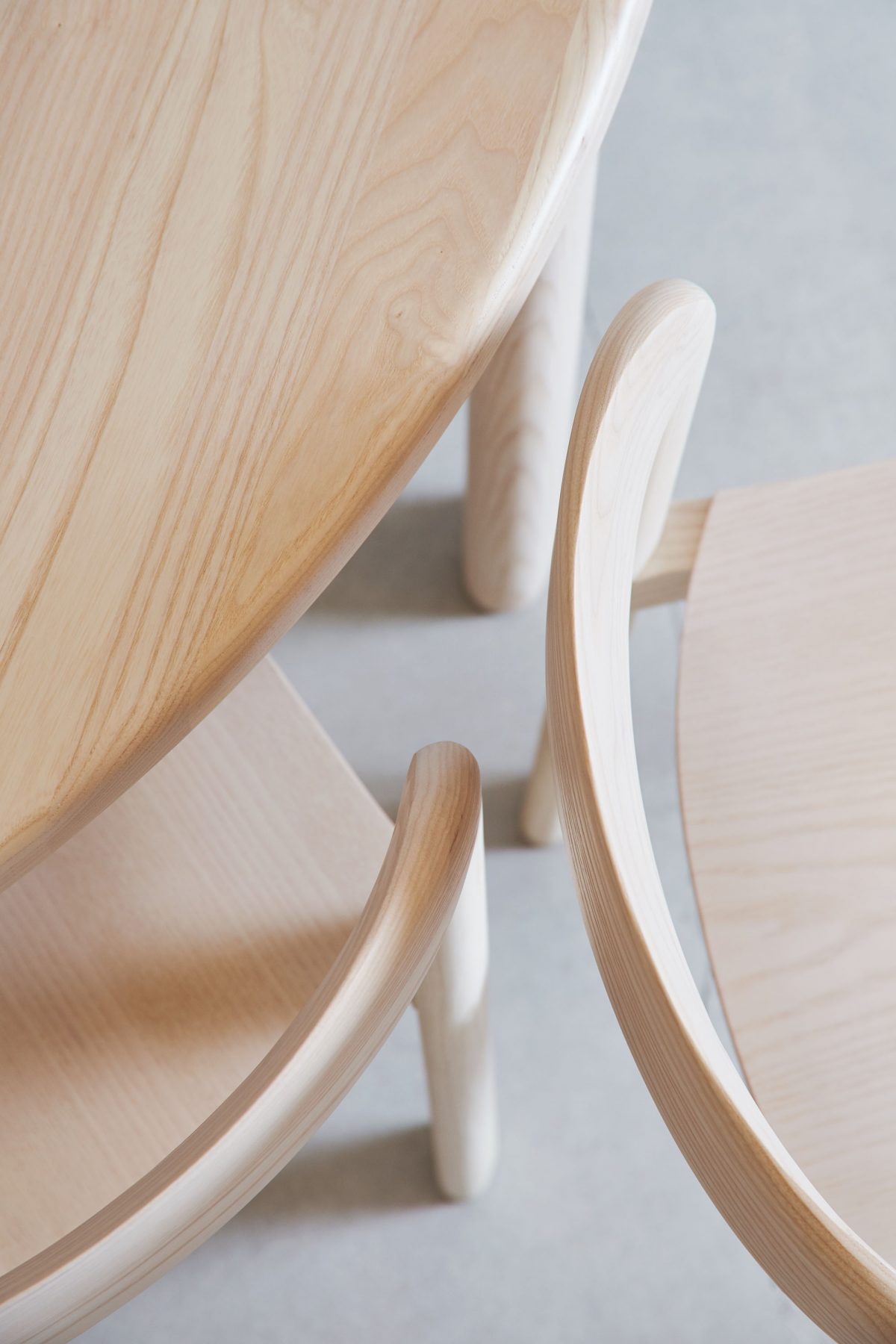 CURV CHAIR